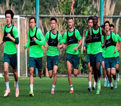 繼續(xù)減員！國(guó)安2將沒去泰國(guó)，球隊(duì)新援在列，斯帕伊奇接近解約