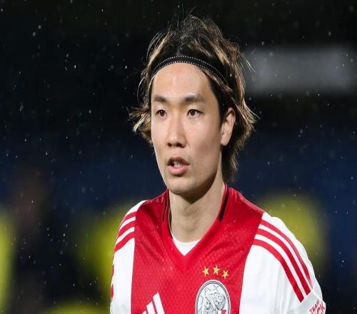 圖片報(bào)：門興將在今夏嘗試簽回日本國腳中衛(wèi)板倉滉