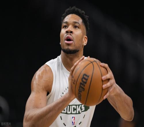 加時鏖戰(zhàn)打到窒息，雄鹿把鵜鶘拖進深淵，44分也沒能救命