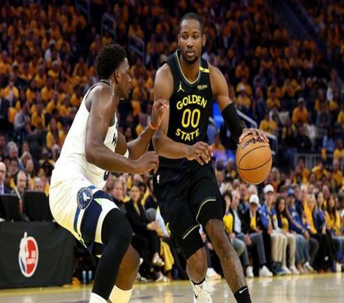 NBA截止日兩大輸家，勇士一步錯(cuò)步步錯(cuò)，火箭拒絕送上門的后衛(wèi)