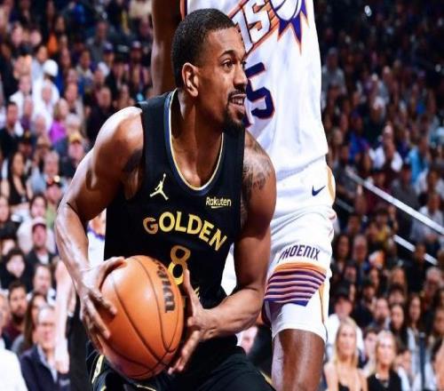 落選秀20+6+4+2追夢躺贏，狄龍空砍24分，勇士逆轉太陽創(chuàng)NBA紀錄