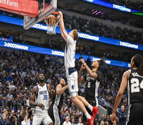 文班29+11+6，弗拉格空砍32+6！馬刺贏獨行俠，一戰(zhàn)看清這5名球員