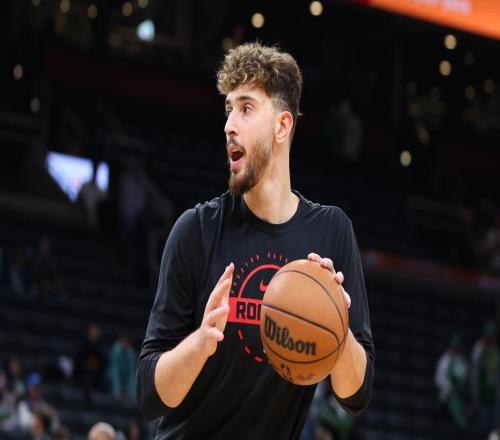 首秀26+11+5！火箭棄將爆發(fā)，只拿底薪遠勝申京，斯通不該放走他