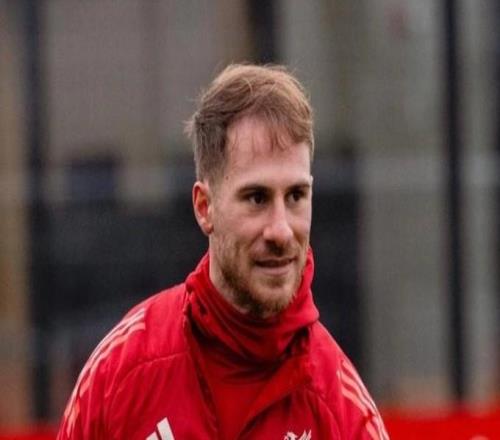 麥卡利斯特：維爾茨和?；倏撕苡心跷覀円谥鲌?chǎng)贏曼城