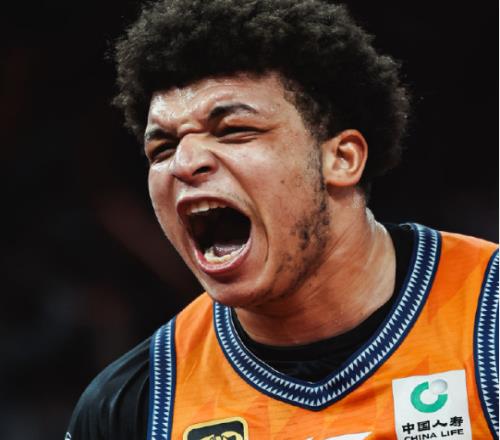 CBA杯首組半決賽：上海vs山東洛夫頓31+7+11三殺廣東扮克星