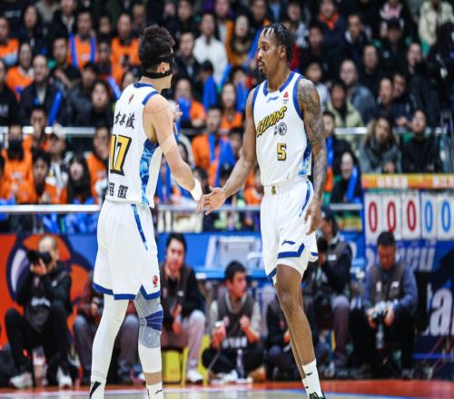 CBA第一階段排名！上海廣廈爭第一，山東殺進(jìn)前4，遼籃下滑太嚴(yán)重