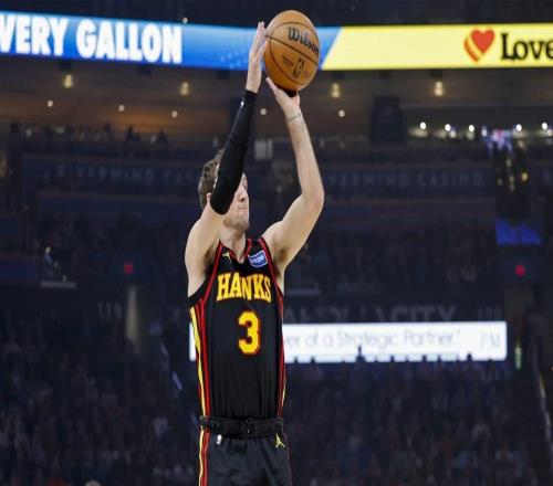 湖人隊(duì)通過(guò)交易得到盧克肯納德后，雷迪克給他一條簡(jiǎn)單的信息