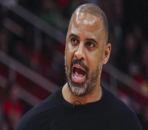 烏度卡受不了了！發(fā)布會坦白申京與謝潑德只想投籃沒防守！