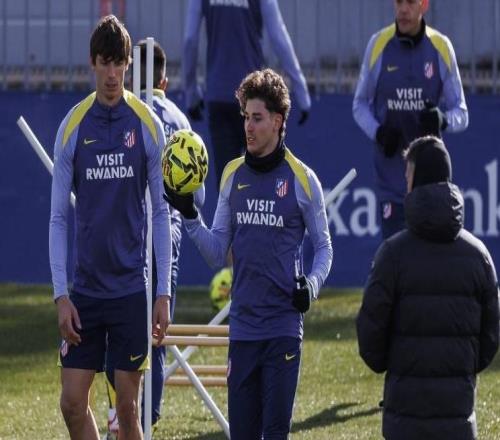 世體：小蜘蛛今日正常參與馬競合練，4名球員缺席訓(xùn)練