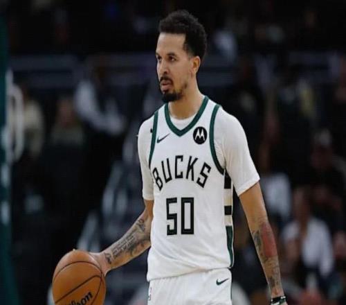 Shams：雄鹿將科爾安東尼和科菲交易至太陽(yáng)，換來(lái)理查茲