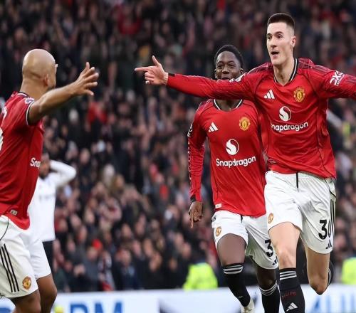 英超第25輪明天2月7日賽程：曼聯(lián)PK熱刺，阿森納PK桑德蘭