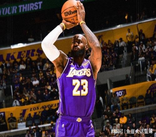 逆轉(zhuǎn)！恩比德35+7東契奇?zhèn)耍锓蛩?5+6立功，老詹險拿尷尬三雙