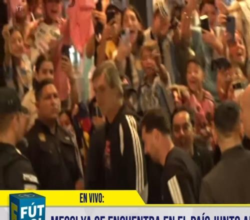 邁阿密?chē)?guó)際全隊(duì)抵達(dá)厄瓜多爾，受到當(dāng)?shù)厍蛎詿崃覛g迎