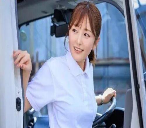 慘敗38分的尼克斯，你對(duì)得起她嗎哈士奇比狗還狗??！