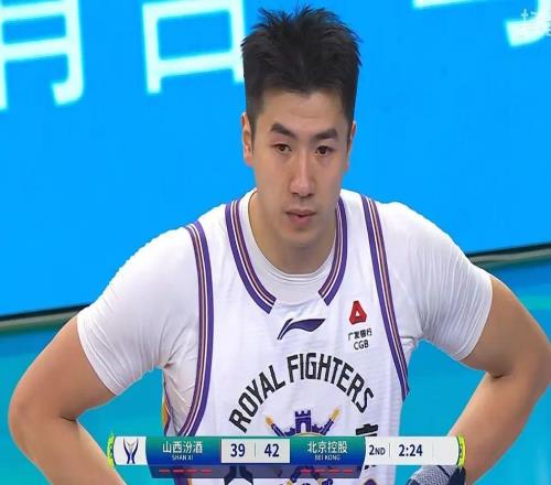 山西男籃13分力克北控，闖入杯賽四強，賈明儒20分羅漢琛15+5