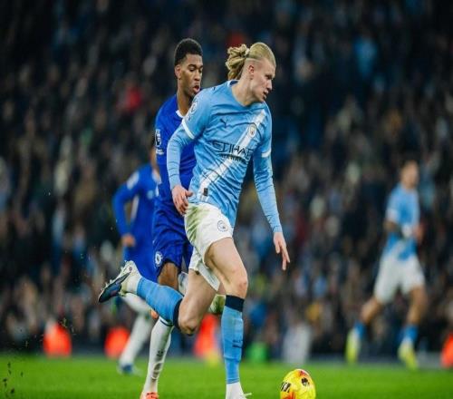 判若兩隊(duì)曼城是今年英超唯一上半場0丟球、下半場0進(jìn)球球隊(duì)