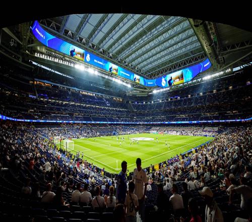 皇馬公布?xì)W冠附加賽次回合對陣本菲卡門票價格，最低100歐元