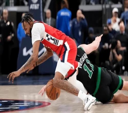 快船114111國王2喜2憂！柯林斯小瓊斯太好用，未來遭魔鬼賽程！