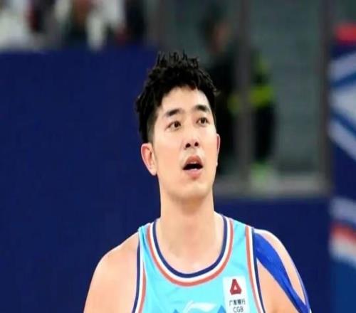 賽季報銷！新疆男籃官宣：吳冠希左膝髕韌帶損傷連續兩季報銷