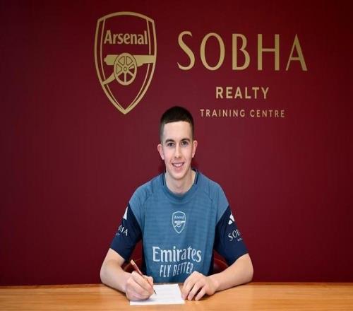 官方：阿森納簽下16歲中衛(wèi)麥卡倫，后者成為獎學(xué)金計劃新成員