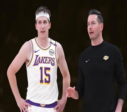 里夫斯回歸，湖人三核怎么樣