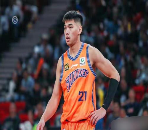 鬼才少帥！杜鋒千防萬防，沒想到盧偉派出一奇兵，成了逆轉(zhuǎn)功臣！