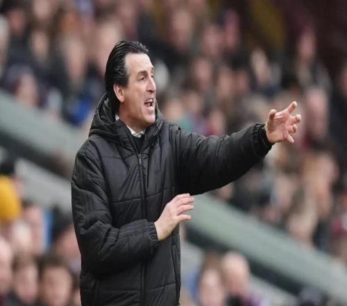 埃梅里出席發(fā)布會時換了個新發(fā)型，球迷們都驚呆了