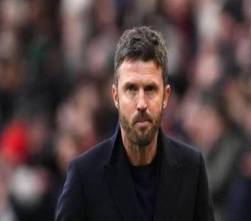 11！英超一夜生變：維拉掉隊+曼聯(lián)差前二3分，13輪全勝有望爭冠