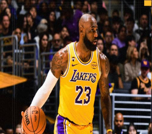 本季湖人比分領(lǐng)先進(jìn)入末節(jié)戰(zhàn)績23勝0負(fù)！詹姆斯：一場重要的勝利