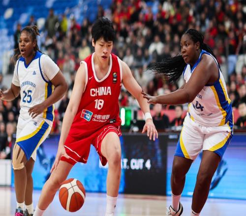 21分鐘轟15+7！中國女籃25歲1米92悍將崛起：變韓旭李月汝絕配