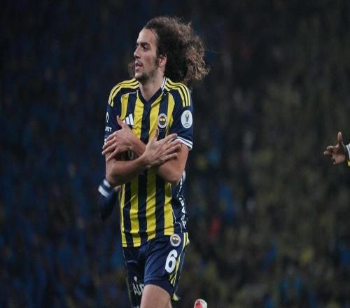 拉齊奧總監(jiān)：貢多齊就是個麻煩精，他離隊(duì)是他自己要求的