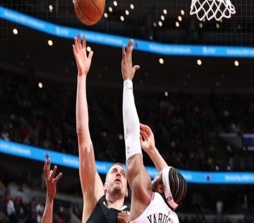 掘金逆轉大勝公牛：約基奇22+14+17182三雙超大0歷史第二