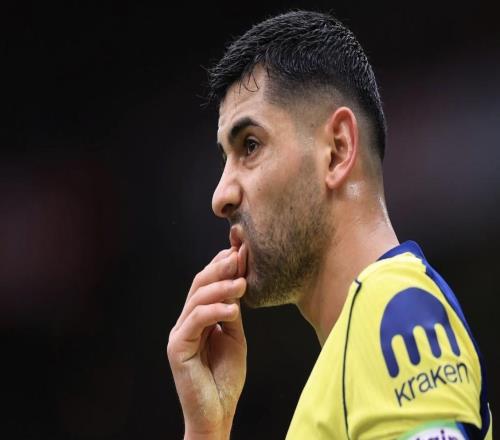 電訊報(bào)：羅梅羅此前抱怨球隊(duì)只剩11人，現(xiàn)在他自己被停賽四場(chǎng)