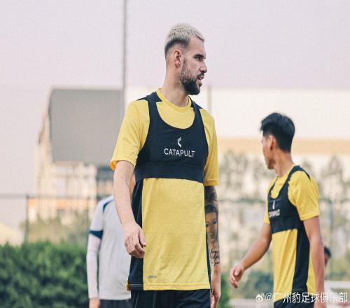 廣東雙雄+東西兩狼！中甲沖超格局或呈四強(qiáng)逐鹿，身價(jià)最高是這支