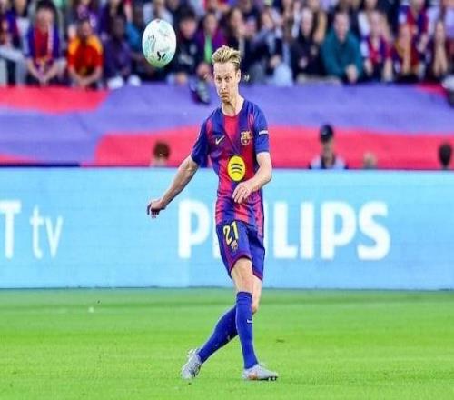 跟隊：德容腹股溝不適請求休息，不過沒什么大礙能出戰(zhàn)馬競