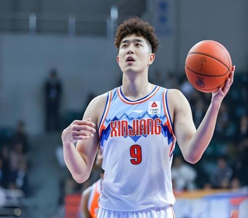 遺憾！新疆隊2米11內(nèi)線悍將重傷，提前賽季報銷