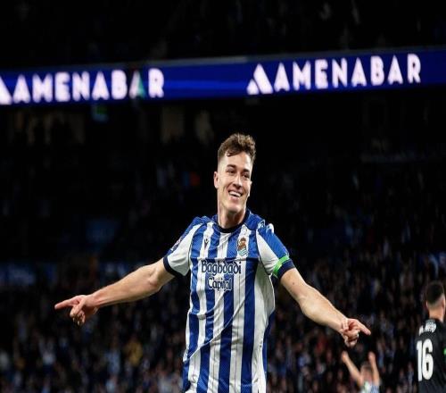 連自己都騙了，蘇契奇射門(mén)踢疵成假射真扣騙過(guò)所有防守隊(duì)員