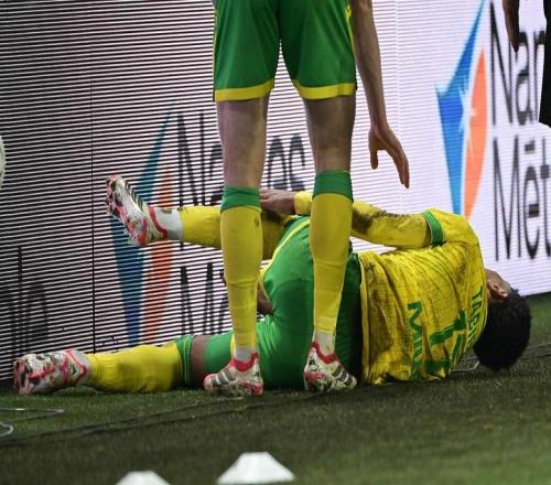 皇馬19歲紅星飄了！外租5場(chǎng)5球后染紅報(bào)復(fù)性惡犯+致對(duì)手重傷離場(chǎng)