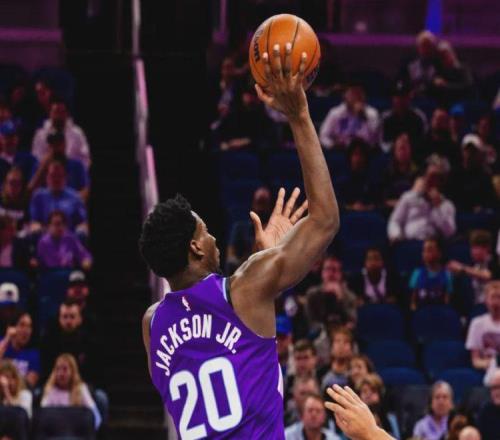 直接開擺！合砍49分被換下！等著被NBA處罰吧