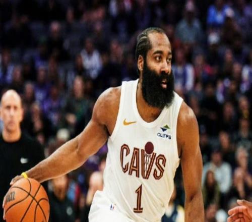 首秀就砍23分！單節(jié)獨(dú)得15分，哈登命中致勝三分球