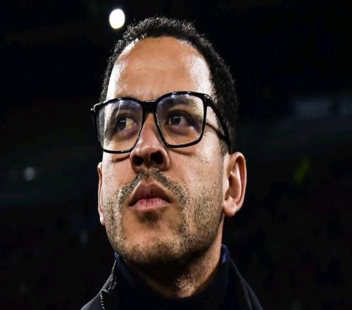 他做到了，羅塞尼爾成為英超第2位執(zhí)教前4場全勝的英格蘭教練