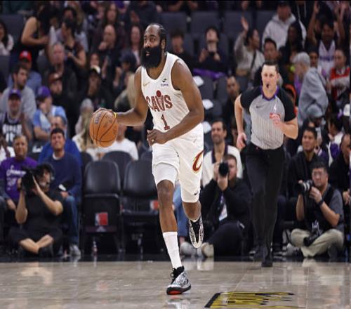 美媒評哈登騎士首秀：體系到來！米切爾：哈登功成名就無需擔(dān)心