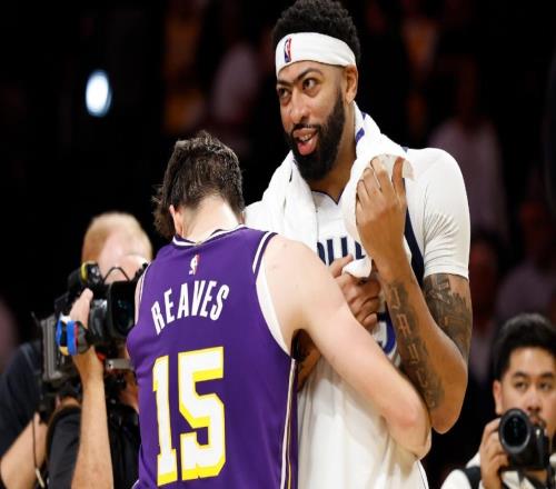 場(chǎng)均27分，從落選秀變成爭(zhēng)冠核心！要這么打，確實(shí)該拿2.5億頂薪