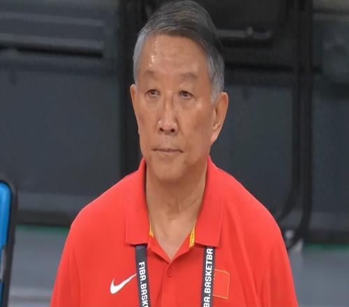 中國女籃9539狂勝56分，宮魯鳴定世界杯目標(biāo)，雙內(nèi)線歸隊有眉目