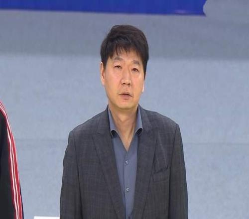 上海男籃晉級(jí)決賽，山東男籃輸在外援弗格單節(jié)20分邱彪用華班