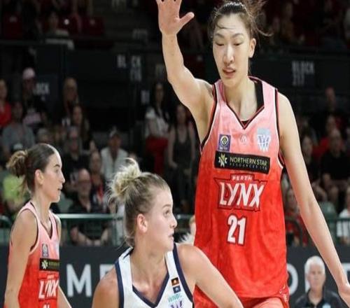 40年以來第一次！恭喜韓旭！恭喜中國女籃！創造歷史，真是太棒了