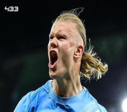 英超21逆轉(zhuǎn)！曼城雙殺利物浦！哈蘭德傳射，主裁判神判罰惹爭(zhēng)議