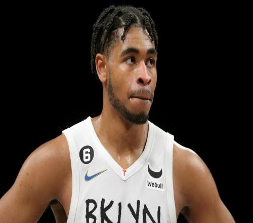 拒絕火箭隊(duì)，轉(zhuǎn)投雄鹿隊(duì)！場(chǎng)均15+1+3后衛(wèi)無(wú)緣休城，斯通一無(wú)所獲