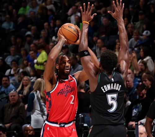 NBA積分榜又亂了！快船19分大勝，森林狼排第6，尼克斯11189綠凱