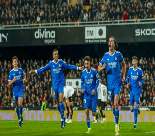 20！邊衛(wèi)一條龍神鋒23輪23球13.5億豪門聯(lián)賽7連勝前二只差1分